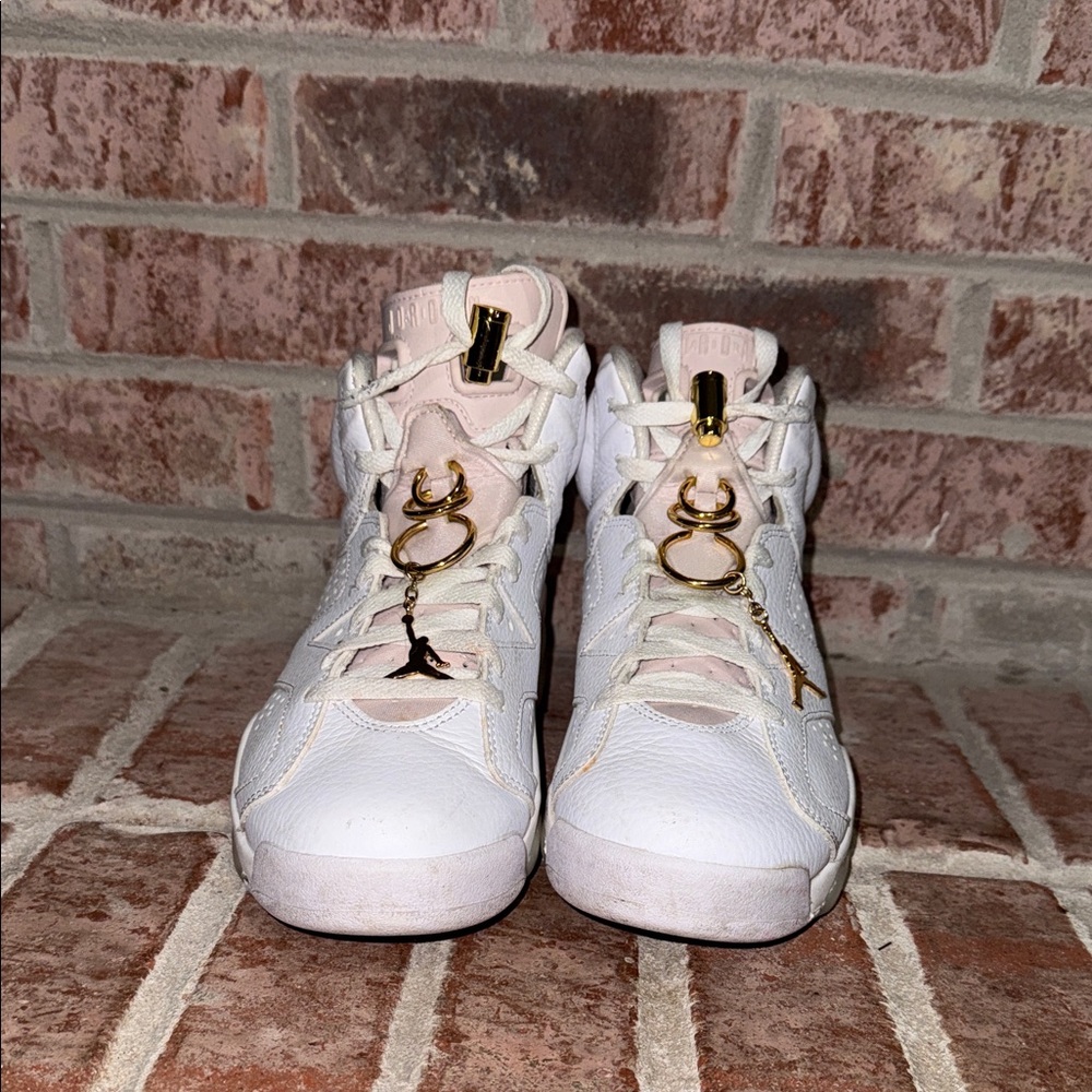 Womens Jordan 6 retro “gold hoops” Sneaker white/pink size 8.5 - Picture 10 of 14